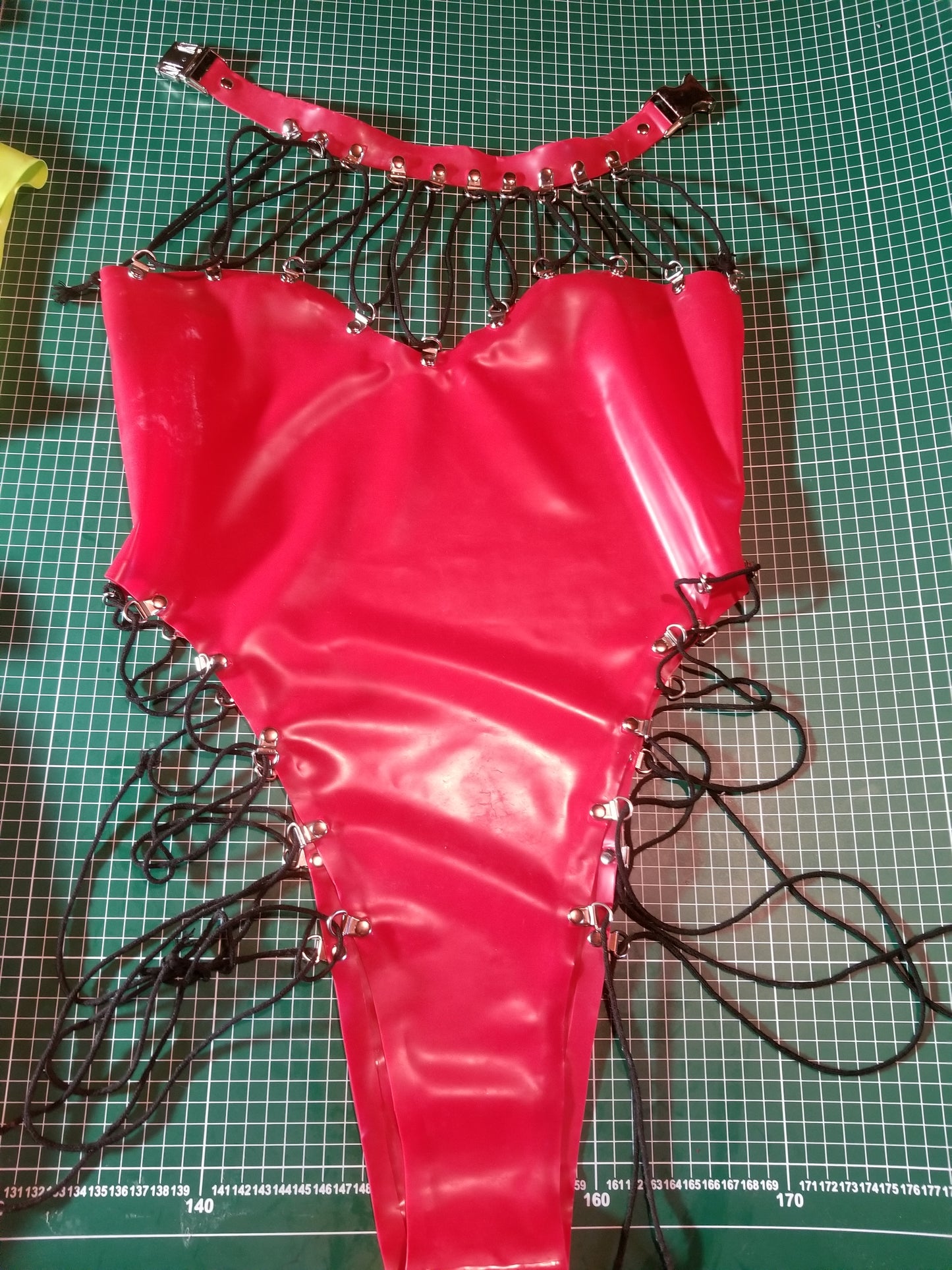 Body lacé
